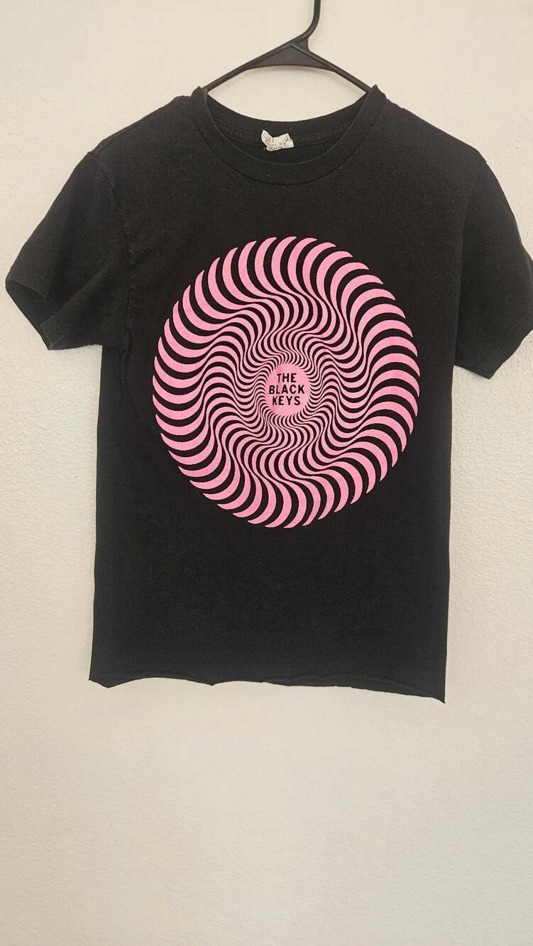 The Black Keys Spitfire Wheels T-Shirt Black Pink